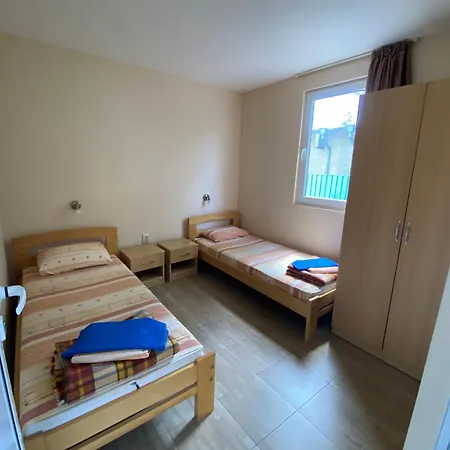 Guest house къщички глория-free Parking,gloria
